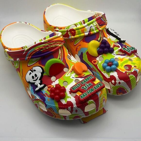 Crocs CLASSIC TRIX Cereal CLOG- NWT-men 10 / women 12 - Picture 2 of 4
